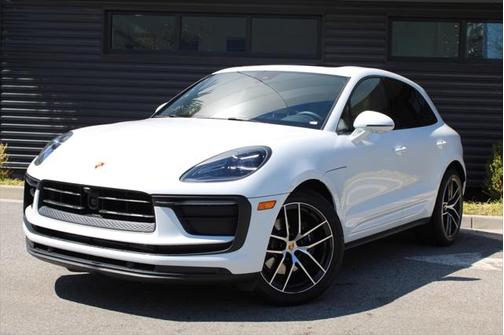 2024 Porsche Macan Base