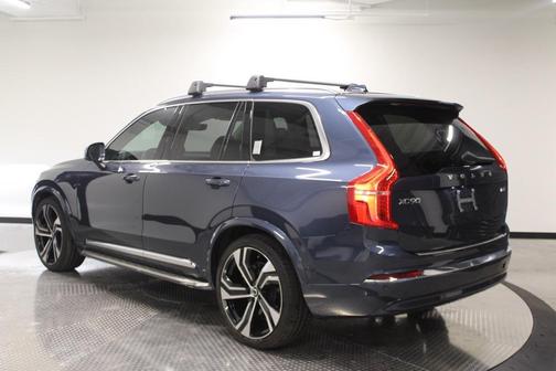 2024 Volvo XC90 B6 Ultimate Bright Theme 7-Seater