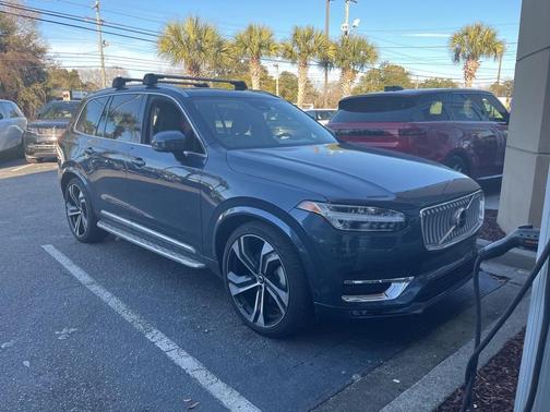 2024 Volvo XC90 B6 Ultimate Bright Theme 7-Seater