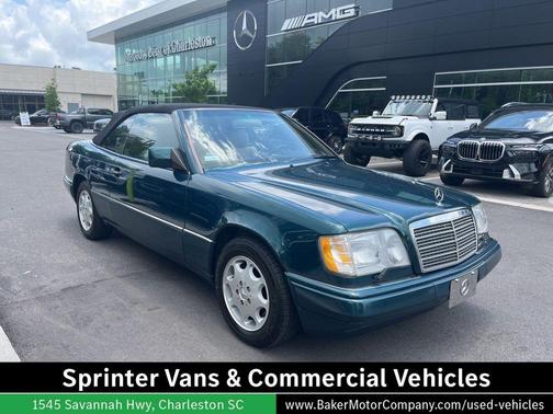 Green 1995 Mercedes-Benz E-Class E 320