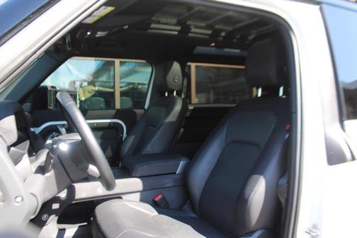 2023 Land Rover Defender 90 X-Dynamic SE