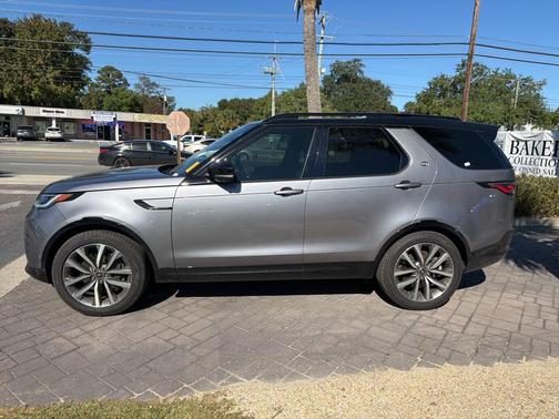 2025 Land Rover Discovery P360 Dynamic SE