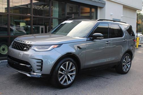 2025 Land Rover Discovery P360 Dynamic SE
