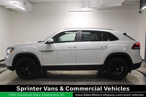White 2021 Volkswagen Atlas Cross Sport 3.6L V6 SE w/Technology