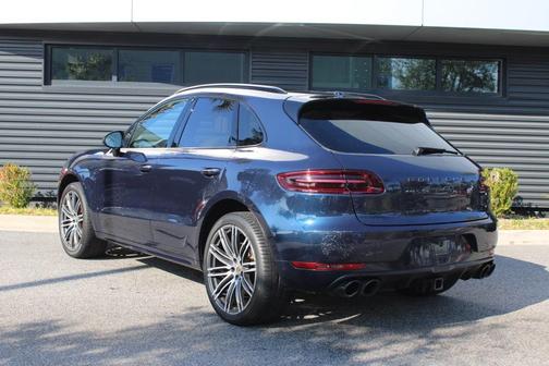 2017 Porsche Macan GTS