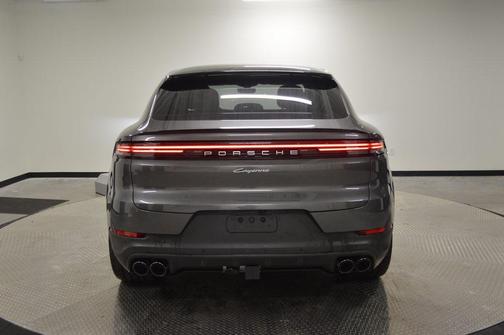 2025 Porsche Cayenne Cayenne