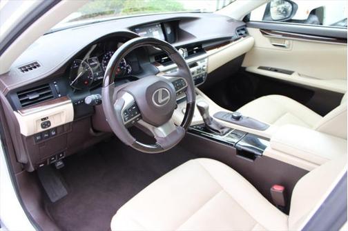 2017 Lexus ES 350 Base
