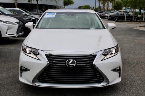 2017 Lexus ES 350 Base