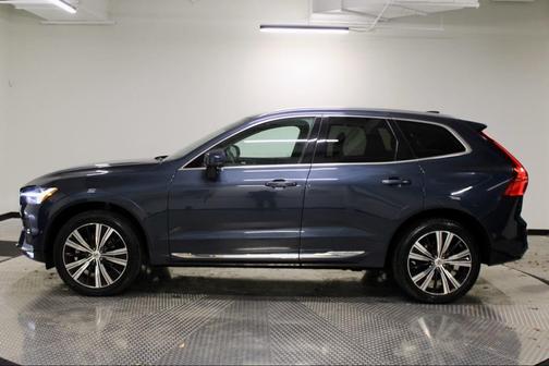 2023 Volvo XC60 B5 Plus Bright Theme