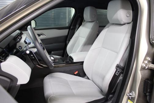Batumi Gold Premium Metallic 2026 Land Rover Range Rover Velar P250 S