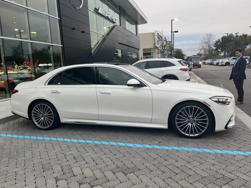 2022 Mercedes-Benz S-Class 4MATIC