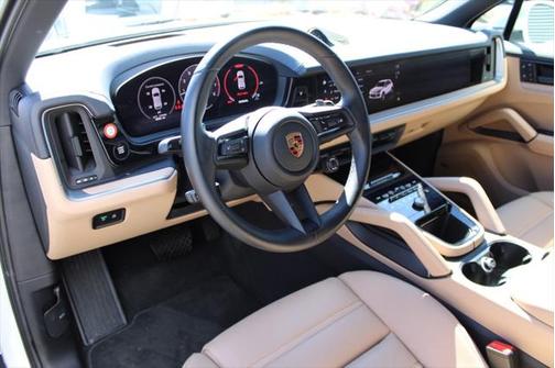 2024 Porsche Cayenne