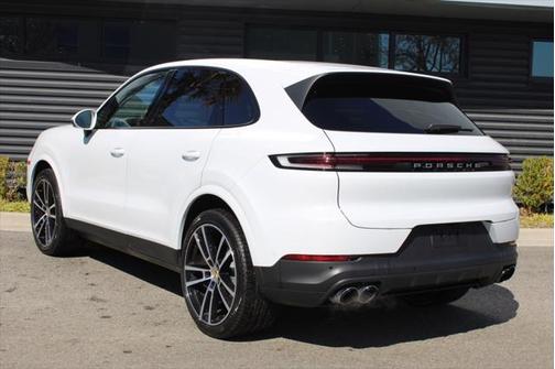2024 Porsche Cayenne