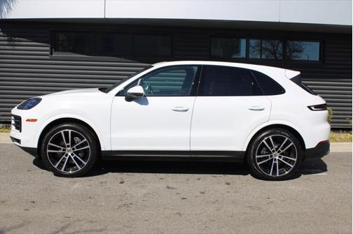 2024 Porsche Cayenne