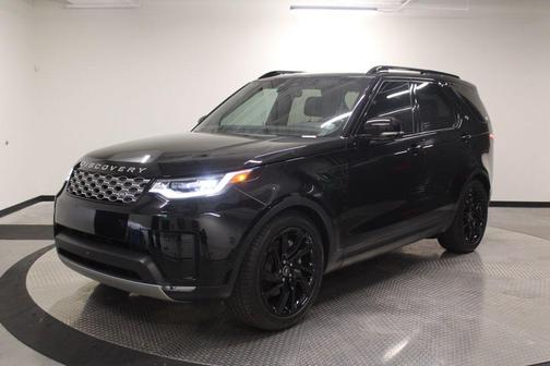 Santorini Black Metallic 2025 Land Rover Discovery P300 S