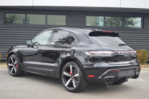 2025 Porsche Macan S