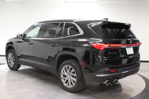 2025 Buick Enclave Preferred FWD