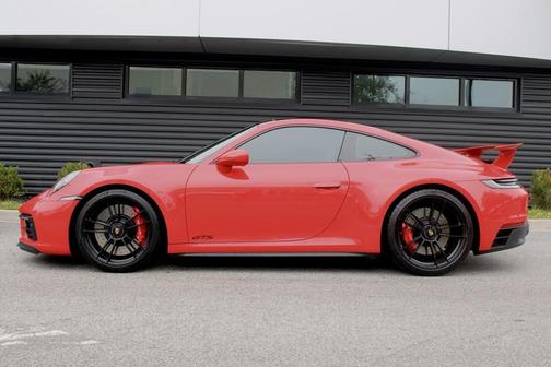 2024 Porsche 911 Carrera GTS