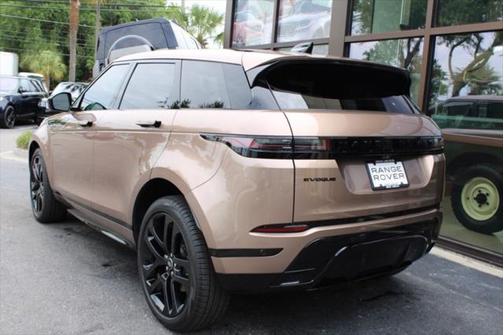 2024 Land Rover Range Rover Evoque Dynamic SE
