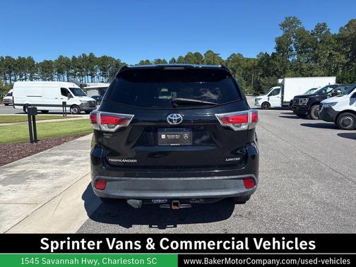 Midnight Black Metallic 2016 Toyota Highlander Limited