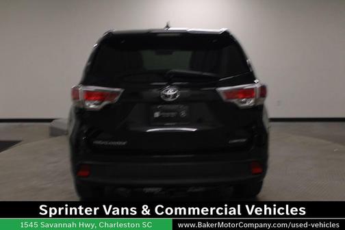 Midnight Black Metallic 2016 Toyota Highlander Limited