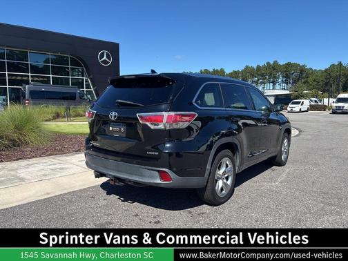 Midnight Black Metallic 2016 Toyota Highlander Limited