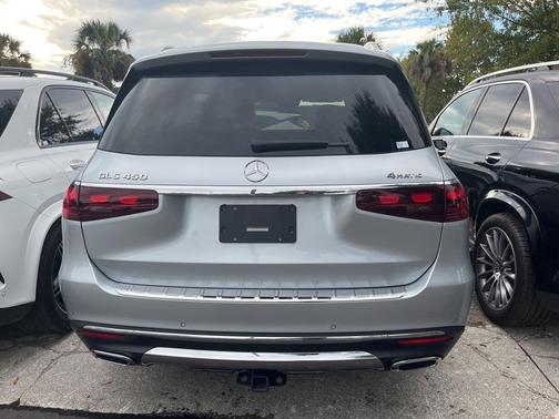 2025 Mercedes-Benz GLS 450 4MATIC