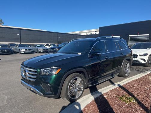 2025 Mercedes-Benz GLS 450 4MATIC