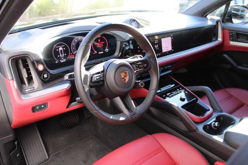 2025 Porsche Cayenne Cayenne