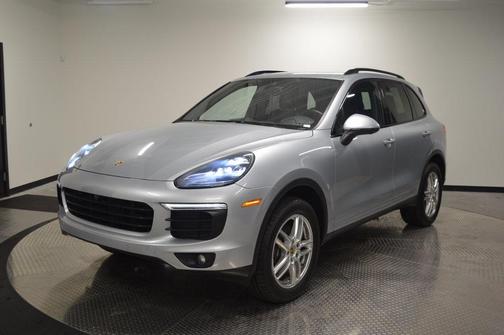 2016 Porsche Cayenne Cayenne