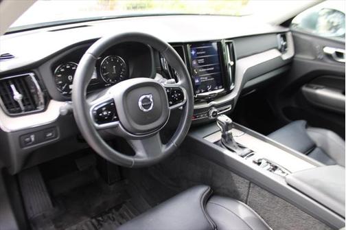 2019 Volvo XC60 T5 Inscription