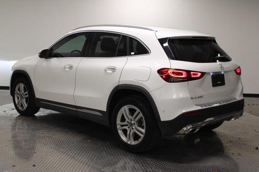 2022 Mercedes-Benz GLA 250 Base