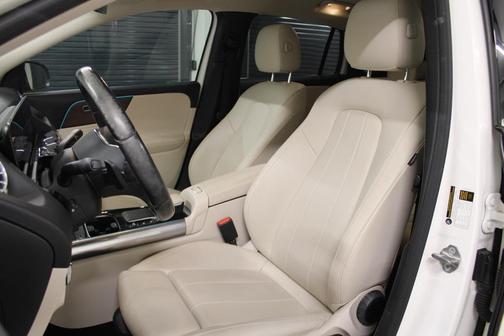 2022 Mercedes-Benz GLA 250 Base