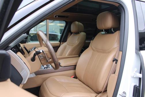 2023 Land Rover Range Rover P400 SE