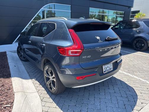 2021 Volvo XC40 T5 Inscription