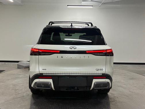 Majestic White/Blk Obsid 2025 INFINITI QX60 AUTOGRAPH