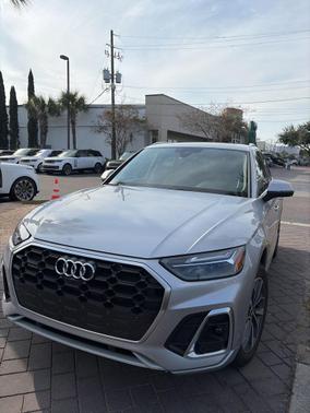 2023 Audi Q5 45 S line Premium Plus
