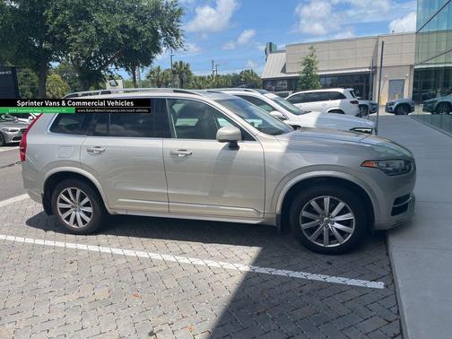 Luminous Sand Metallic 2016 Volvo XC90 T6 Momentum