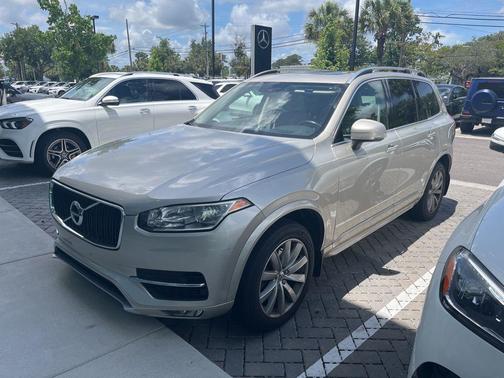 Luminous Sand Metallic 2016 Volvo XC90 T6 Momentum