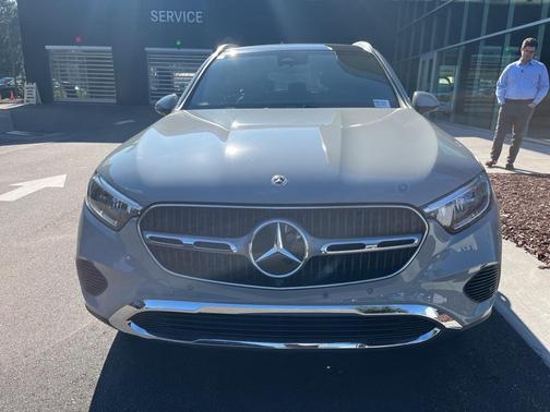 2025 Mercedes-Benz GLC 300 4MATIC
