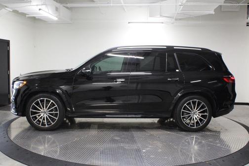 Obsidian Black Metallic 2025 Mercedes-Benz GLS 450 4MATIC