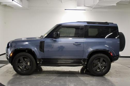 2022 Land Rover Defender 90 X-Dynamic S
