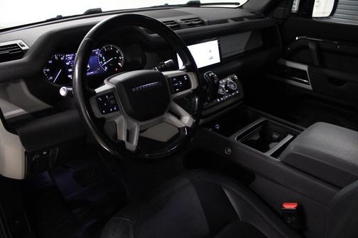 2022 Land Rover Defender 110 SE