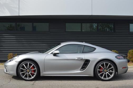 2018 Porsche 718 Cayman S