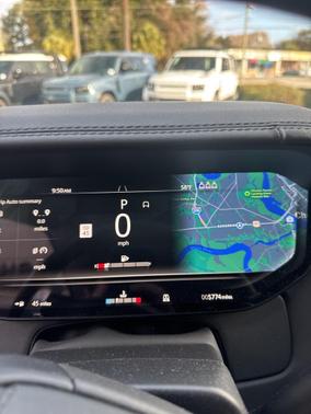 2025 Land Rover Range Rover P400 SE