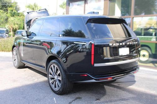 2023 Land Rover Range Rover Autobiography