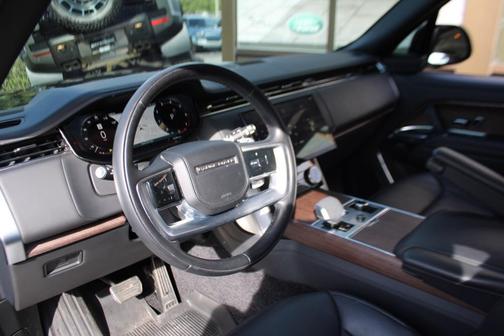 2023 Land Rover Range Rover Autobiography