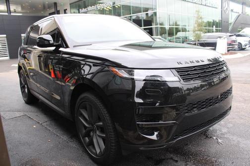 2025 Land Rover Range Rover Sport SE