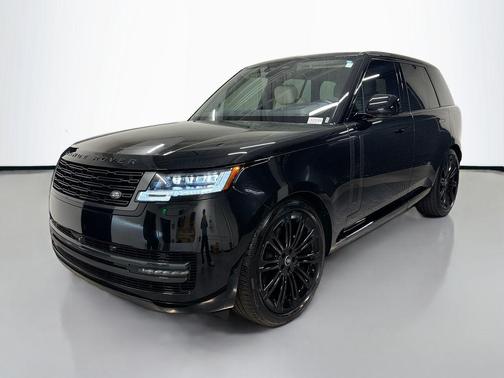Black 2025 Land Rover Range Rover P400 SE