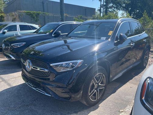 Black 2026 Mercedes-Benz GLC 300 Base